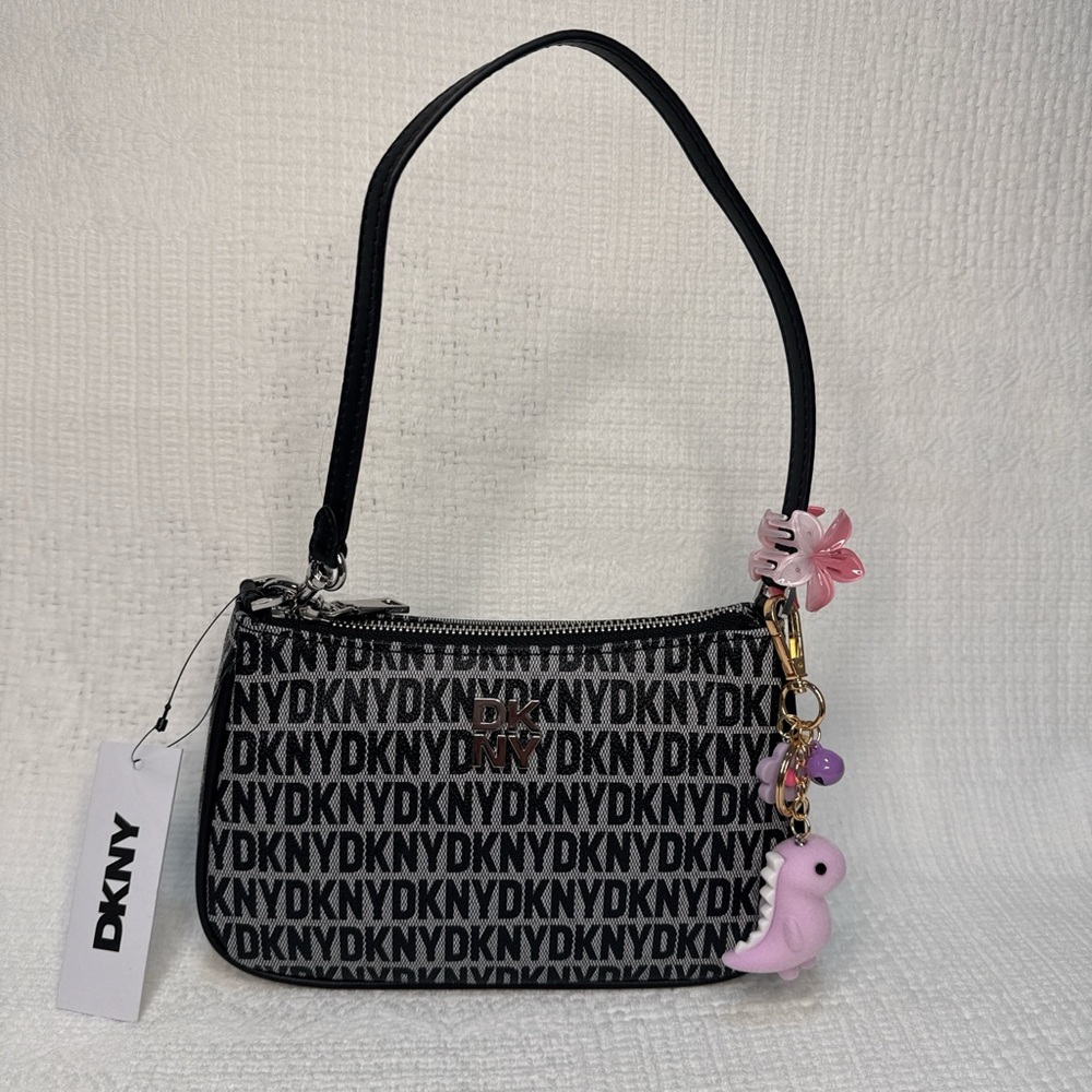 DKNY Shoulder Bag 🖤